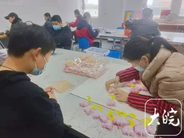 合肥孤独症青年在暖阳工坊辅助性就业
